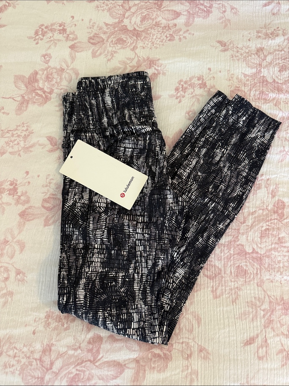 lululemon athletica Kids Black & White Graphic Print Leggings